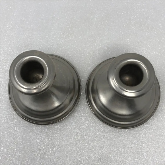 FB Rogers Pair of Pewter Candlestick Holders - Picture 2 of 11